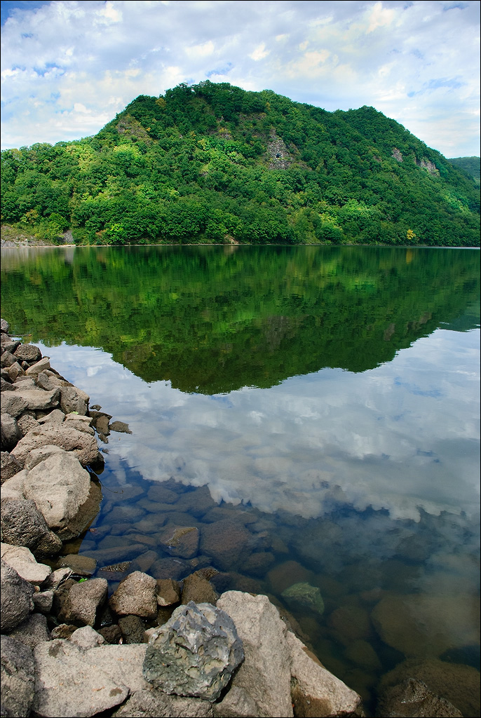 Осень пробует краски...