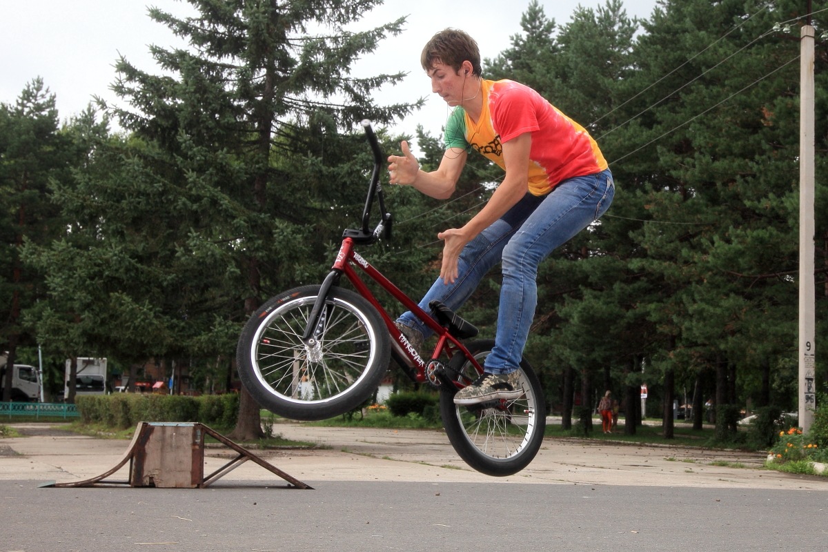 Barspin bunny hop