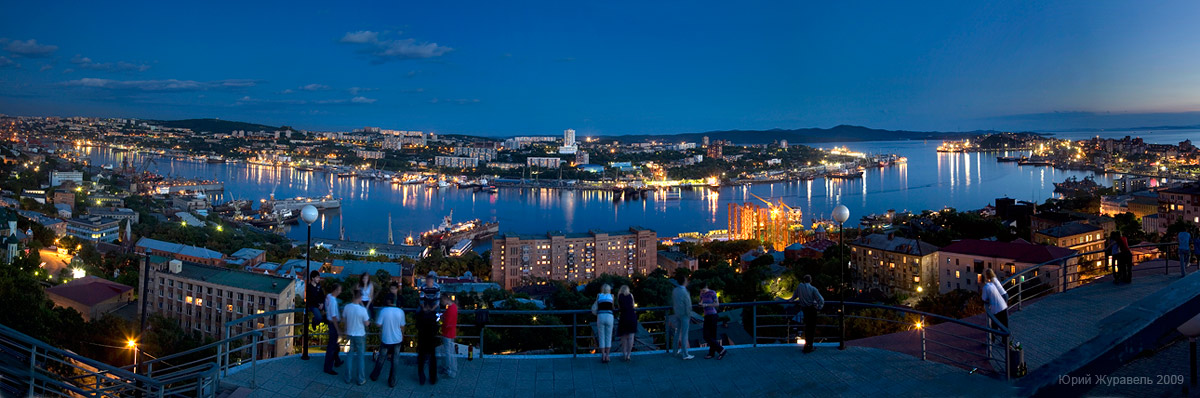 Вечерняя панорама Владивостока
